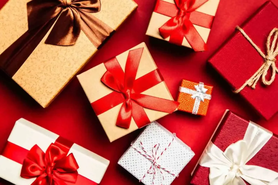 15 Best Luxury Christmas Gifts for Her in 2026 (Worth the Splurge) - Famous Christmas Gift Ideas - Best Luxury Christmas Gifts for Her-pack in one day